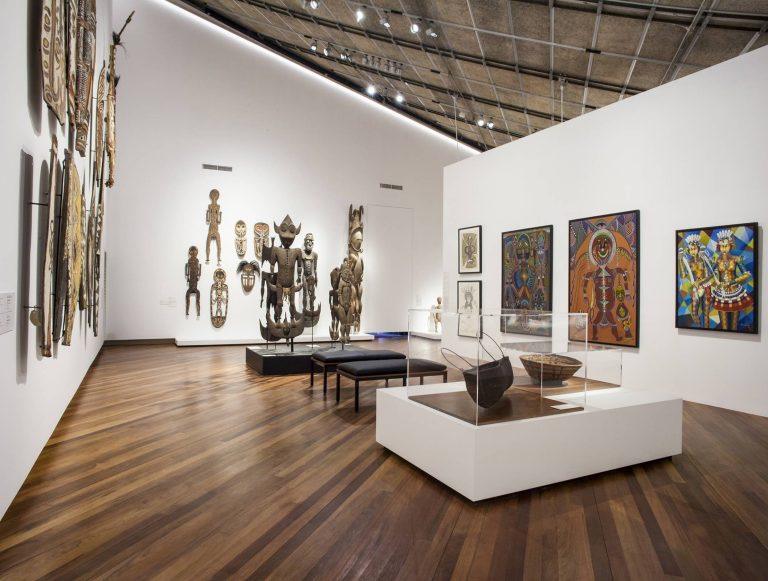 ba_pub_NMAG_Refurb_30_300ppi-2400x1600